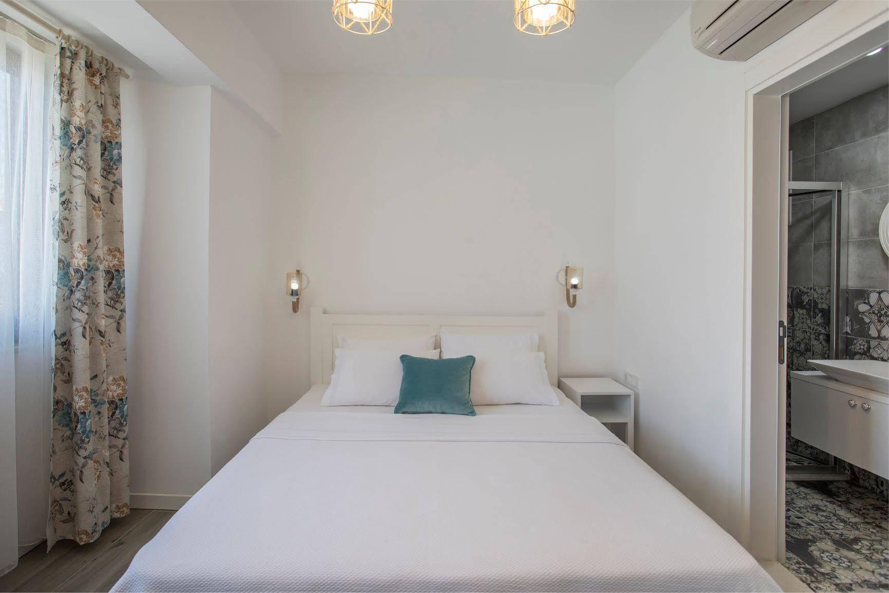 Troas Ada Hotel Bozcaada Esterno foto